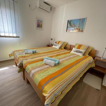Acacia Hill Apartment C01 Without Pool Ðenovići Bagian luar foto